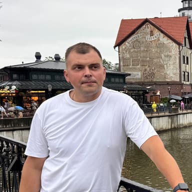Iulian G poza de pe Taskuri.ro