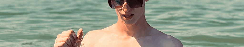 Background photo for Cristi C.