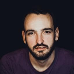 Tiberiu D poza de pe Taskuri.ro