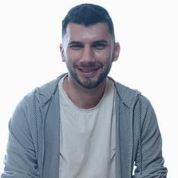 Flavius M poza de pe Taskuri.ro