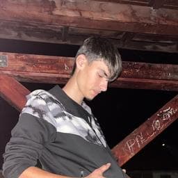 Ștefan D poza de pe Taskuri.ro