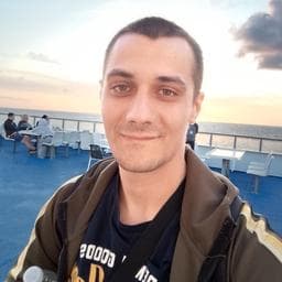 Viorel robert C poza de pe Taskuri.ro