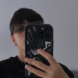 Melania A poza de pe Taskuri.ro