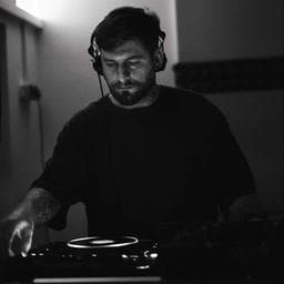 Mihai O poza de pe Taskuri.ro