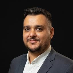 Raul B poza de pe Taskuri.ro