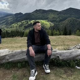 Alexandru C poza de pe Taskuri.ro