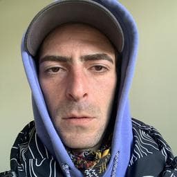 Allabadi A poza de pe Taskuri.ro