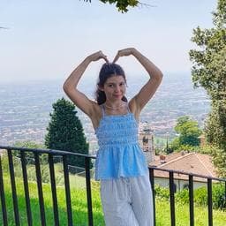 Monalisa andreea N poza de pe Taskuri.ro