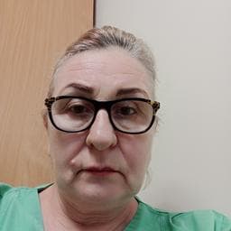 Elena nicoleta D poza de pe Taskuri.ro