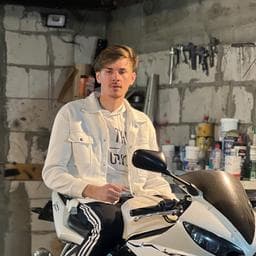 Profilul lui Marius florin N