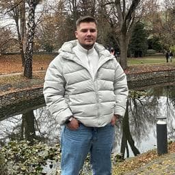 Gabriel M poza de pe Taskuri.ro