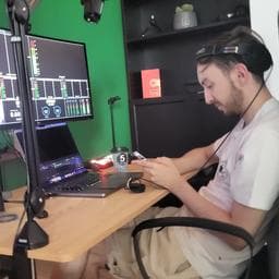 Sorin V poza de pe Taskuri.ro