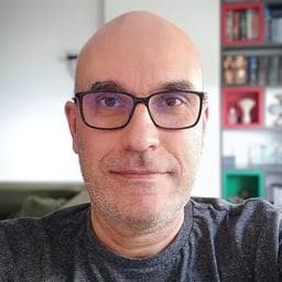 Mihail B poza de pe Taskuri.ro