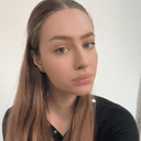 Alexandra V pe Taskuri.ro