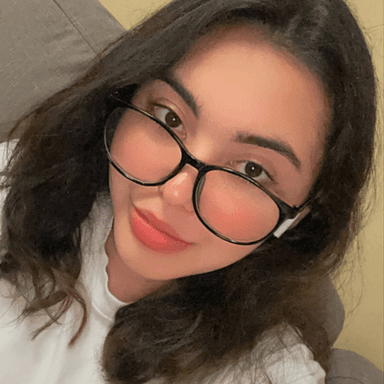 Alexandra D poza de pe Taskuri.ro