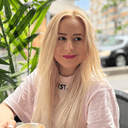 Andreea C pe Taskuri.ro