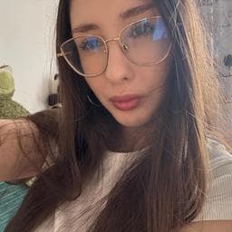 Stefania M poza de pe Taskuri.ro