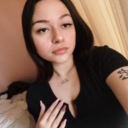 Monica D poza de pe Taskuri.ro