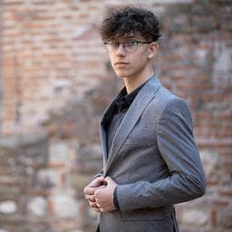 Andrei S poza de pe Taskuri.ro