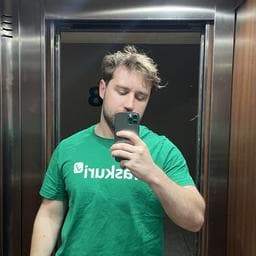 Alex N. Taskuri.ro