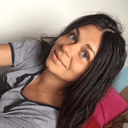 Renata N pe Taskuri.ro
