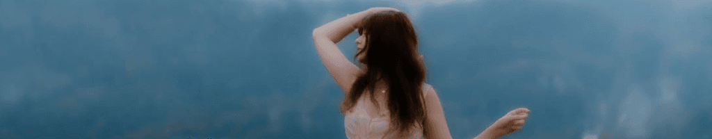 Background photo for Mira V.