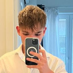 Toma C poza de pe Taskuri.ro