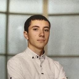 Alexandru L poza de pe Taskuri.ro