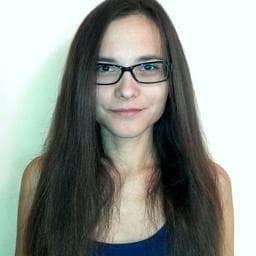 Ancuta P poza de pe Taskuri.ro