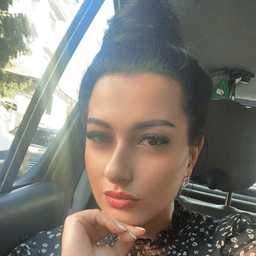 Profilul lui Stefania S